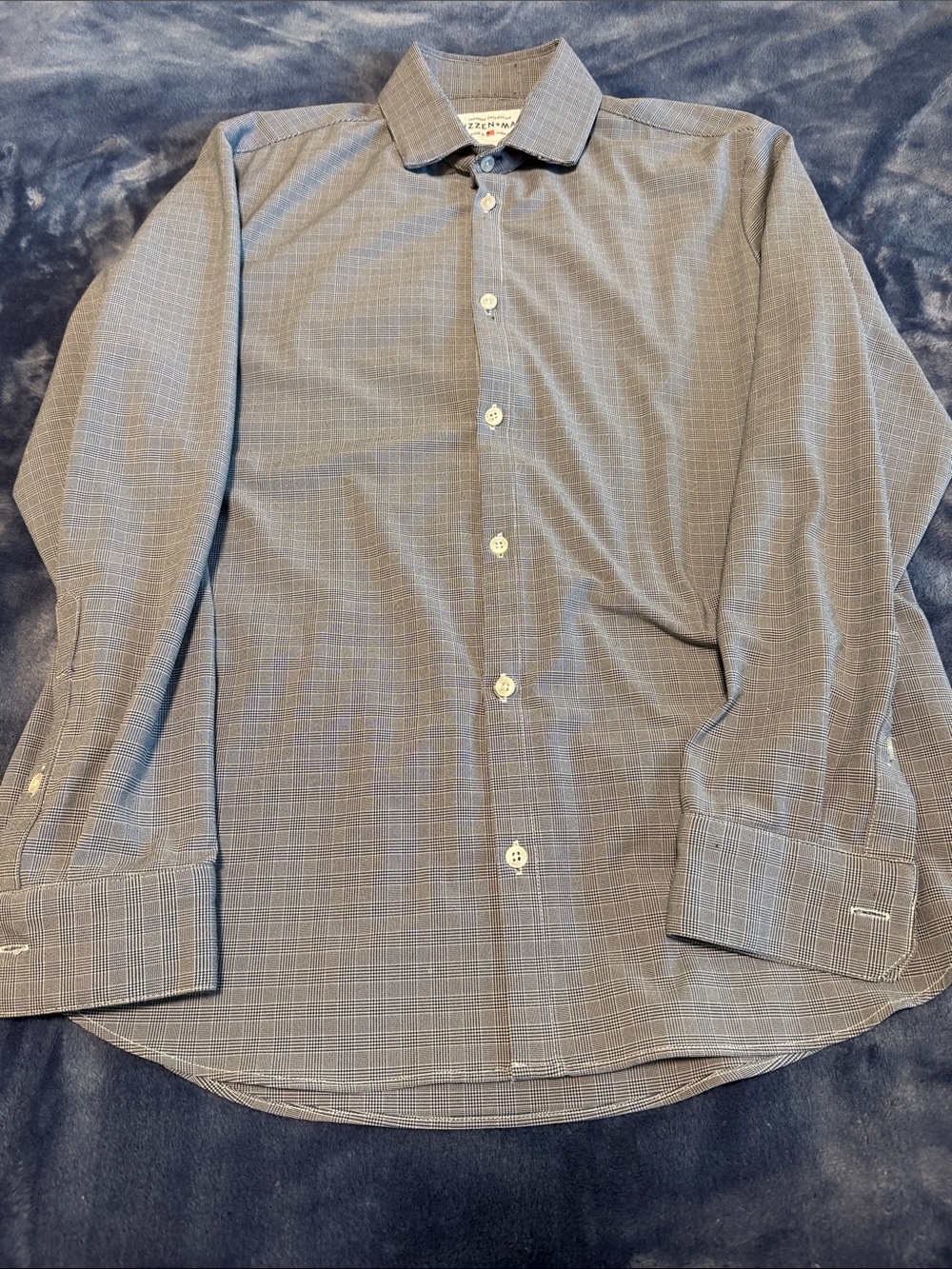 Van Heusen Men's Black and White Micro-Check Dress Shirt